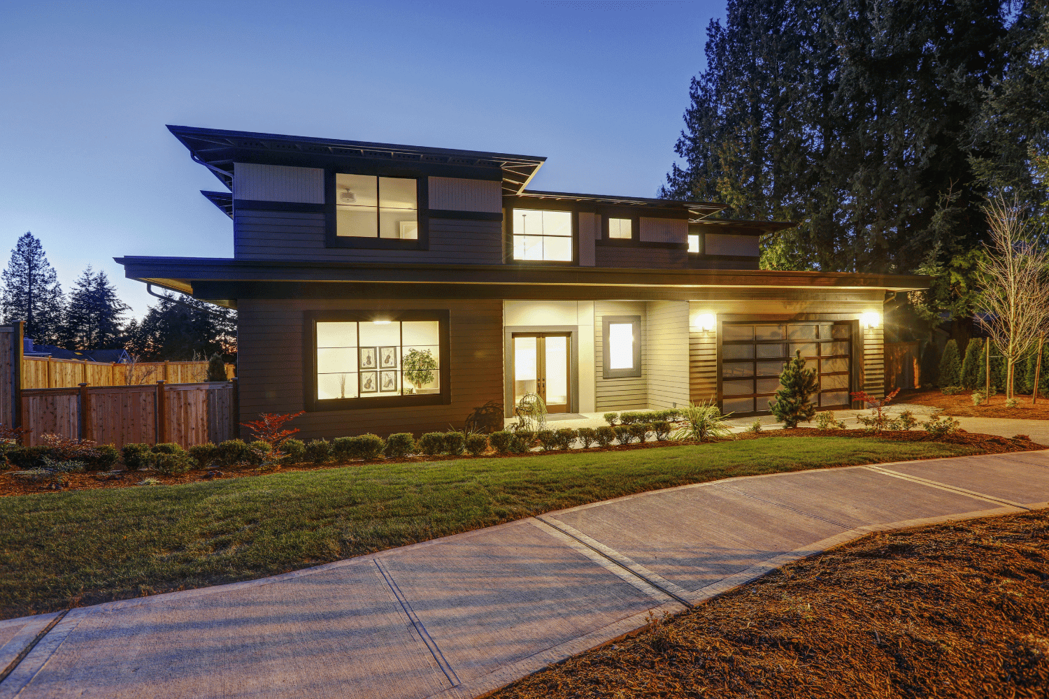 An illustration comparing alternative roofing materials for low slope roofs. 