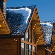 Winter roof installation benefits and challenges.