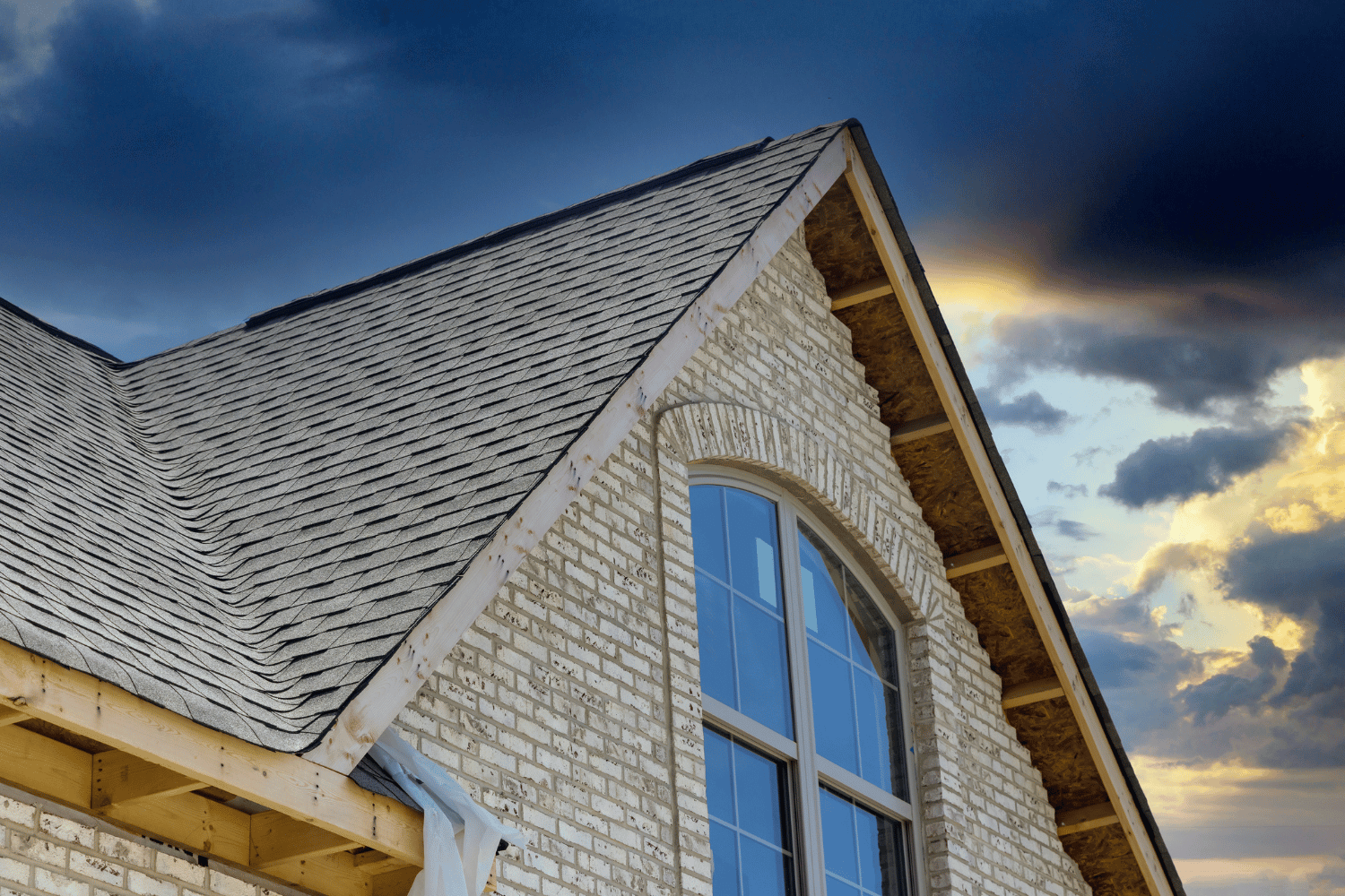 Professional tips for achieving perfect shingle overlap.