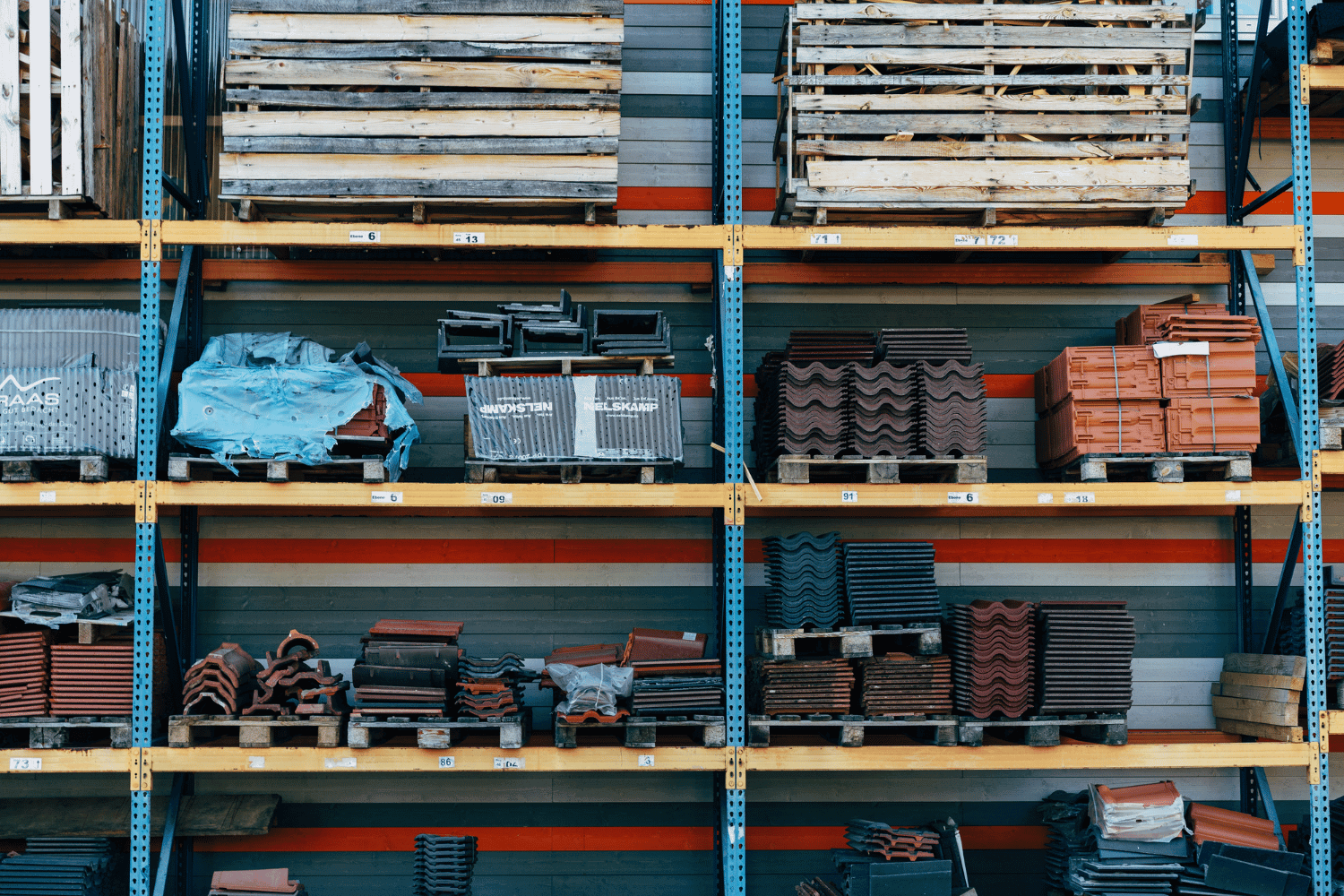 Different types of roofing materials displayed for selection. 